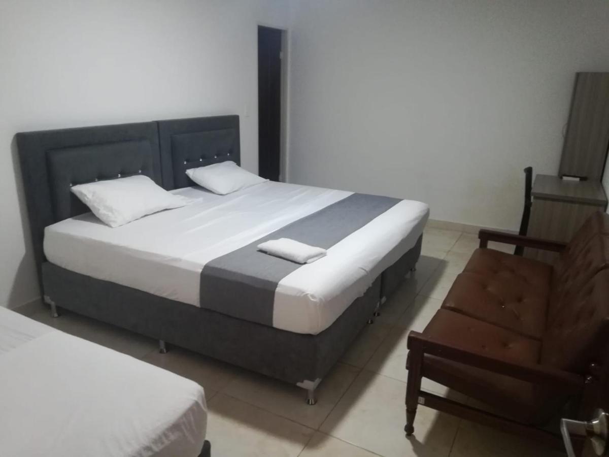 Hotel Neiva Urdaneta Eksteriør bilde